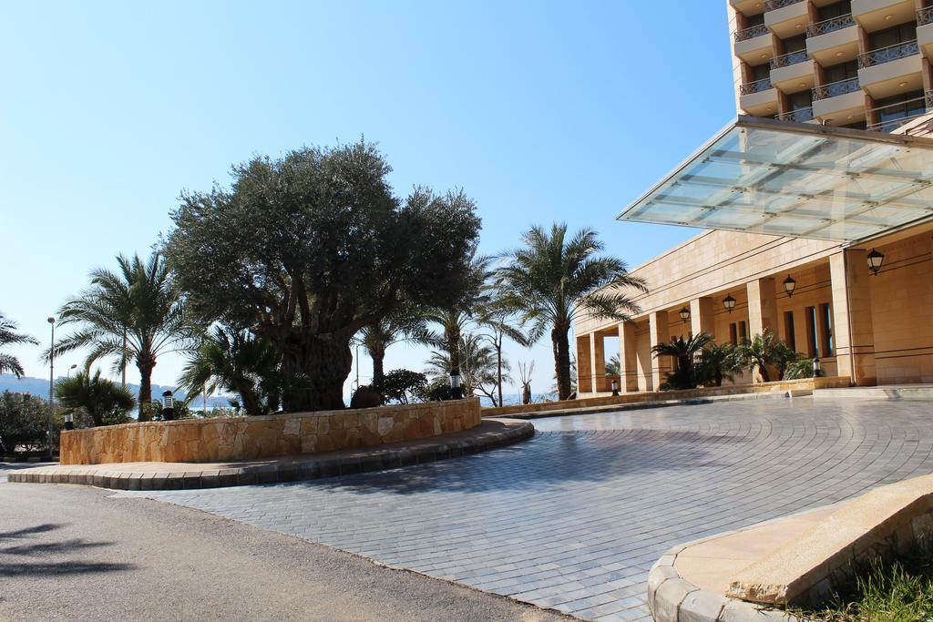 Jiyeh Marina Resort Hotel & Chalets Jieh Exterior photo