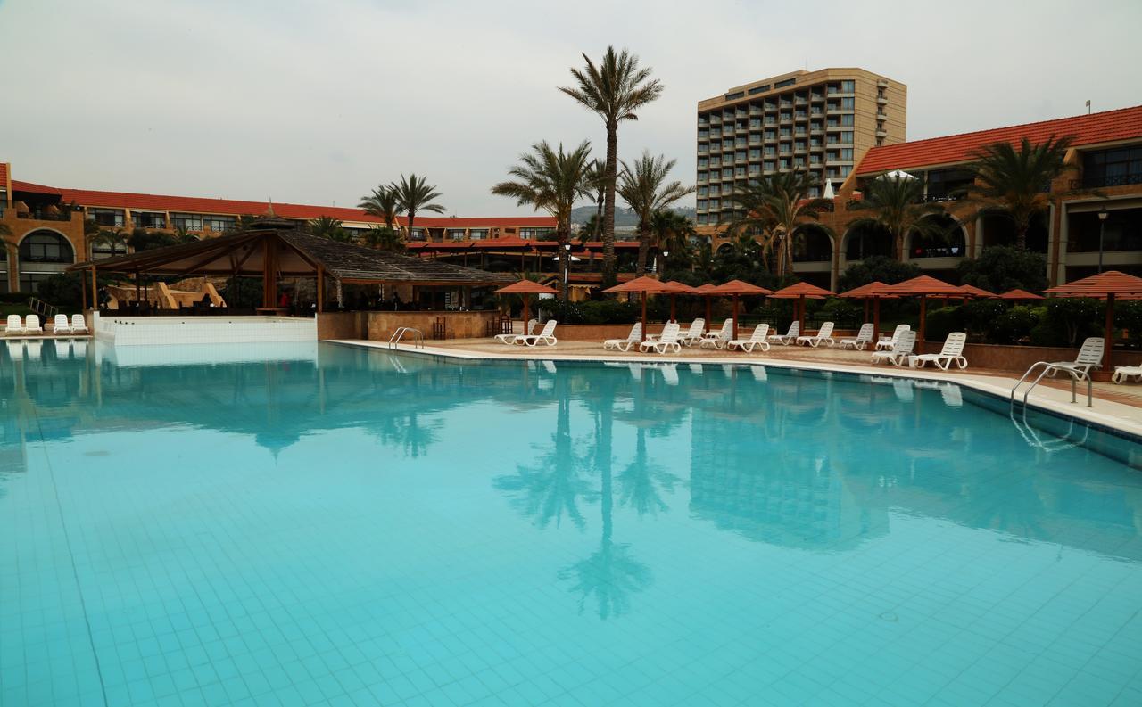 Jiyeh Marina Resort Hotel & Chalets Jieh Exterior photo