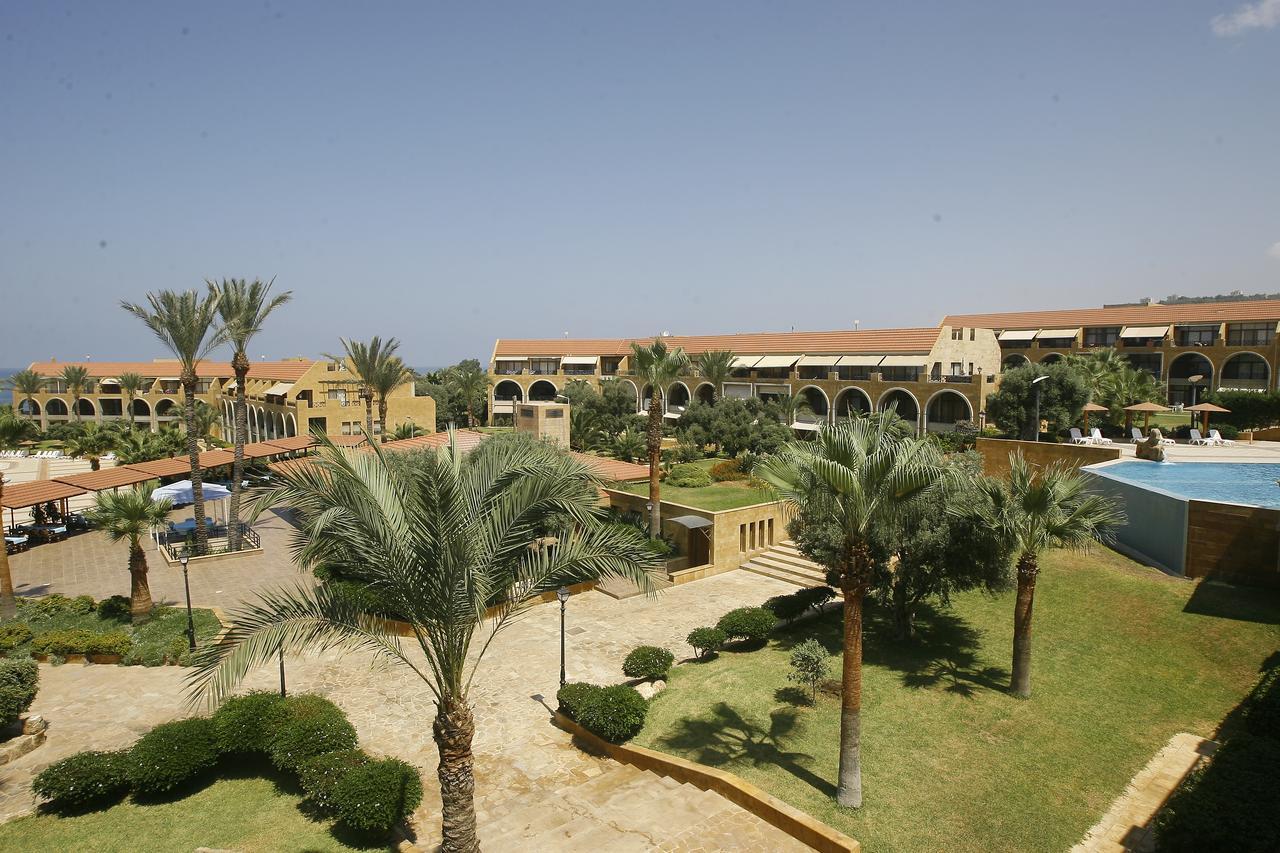 Jiyeh Marina Resort Hotel & Chalets Jieh Exterior photo